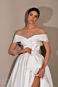 Свадебное платье Оханна Пышное, Со шлейфом, С корсетом