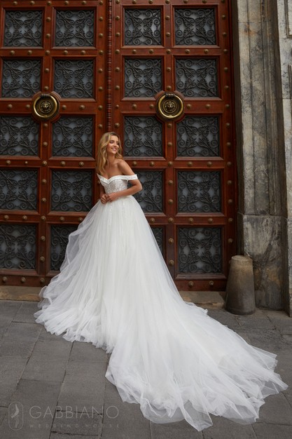 Свадебное платье «Дариэлла» | Свадебный салон GABBIANO в Новосибирске