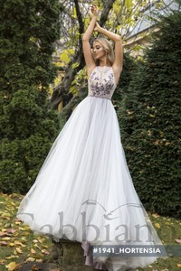 Свадебное платье Хортенсия А-силуэт, С открытой спиной, Легкие, Кружевные, Закрытые