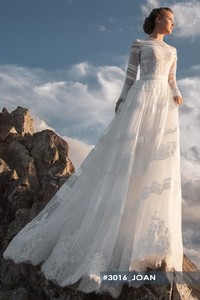 Свадебное платье Джоан А-силуэт, С рукавами, Кружевные, Закрытые