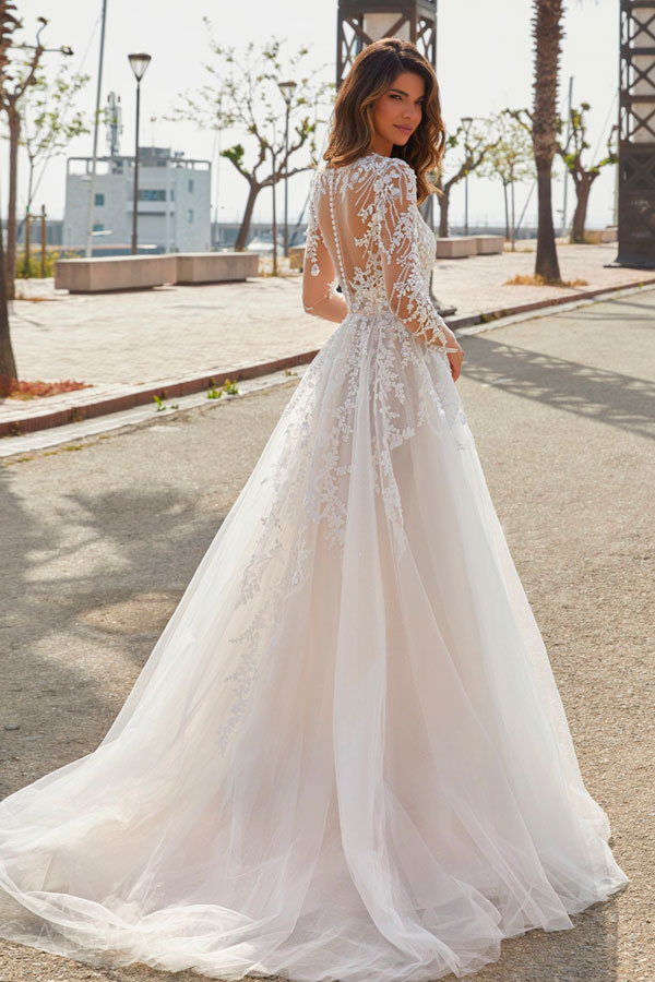 свадебное платье с кружевными рукавами